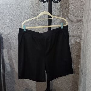 32 Degrees Women's Black Shorts